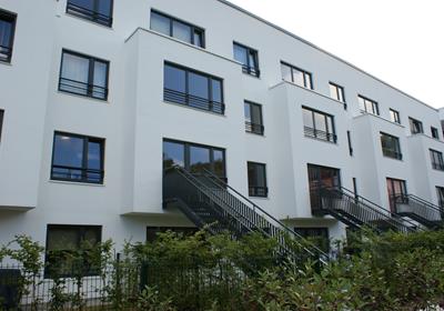 Logements, L-Rodange - Produits: châssis et portes en bois-alu.