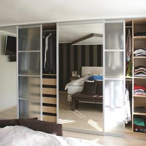 Kleiderschrank nach Maß für Schlafzimmer