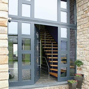 Portes modernes en bois-alu